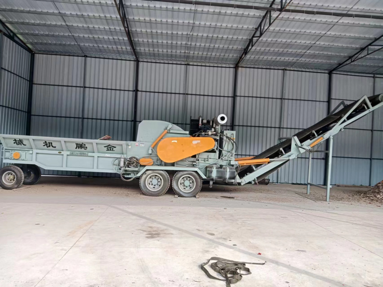 JP1400 Horizontal Grinder Diesel Drive Biomass Processing Site