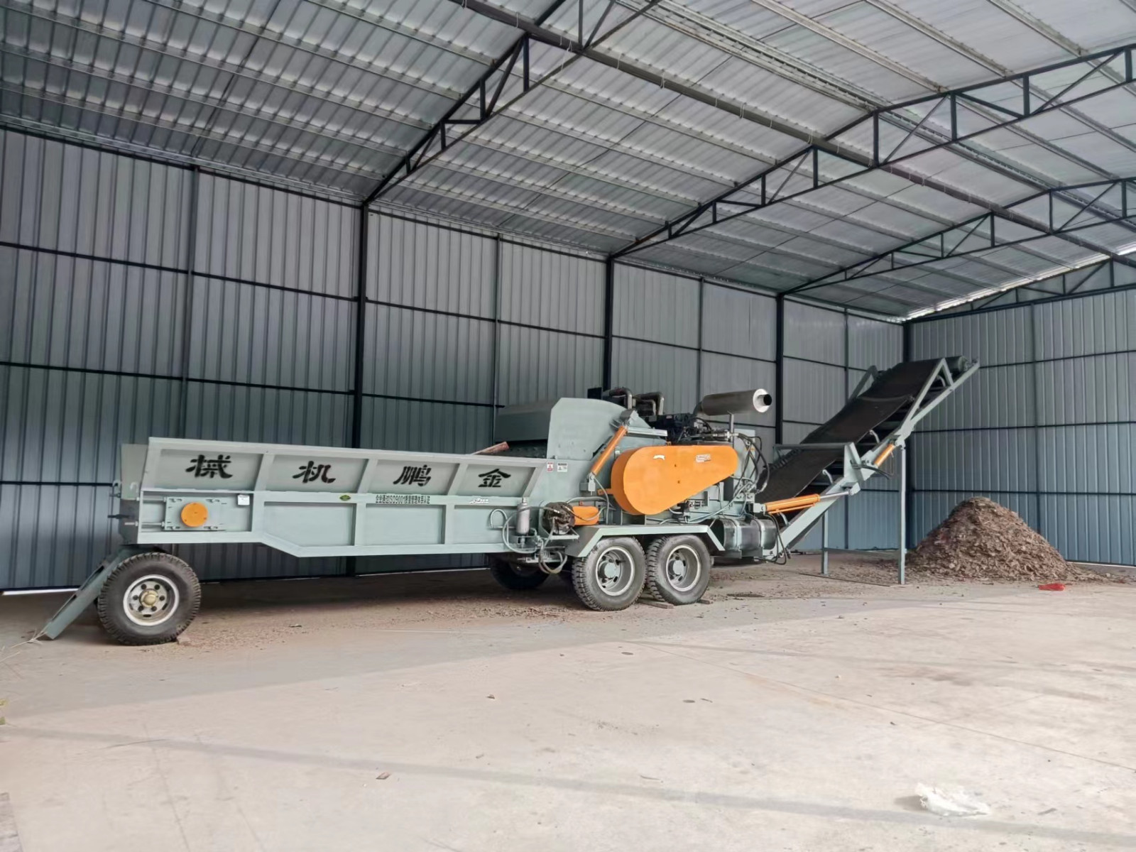 JP1400 Horizontal Grinder Diesel Drive Biomass Processing Site